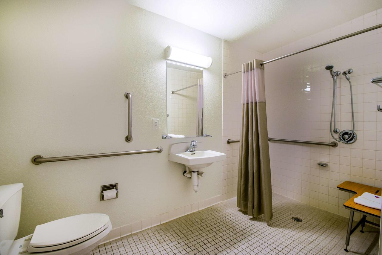 Motel 6-Kelso, Wa - Mt. St. Helens Экстерьер фото