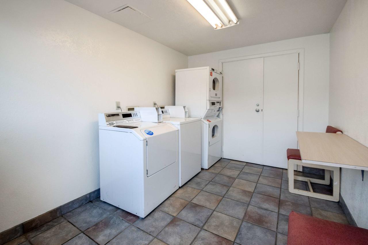 Motel 6-Kelso, Wa - Mt. St. Helens Экстерьер фото