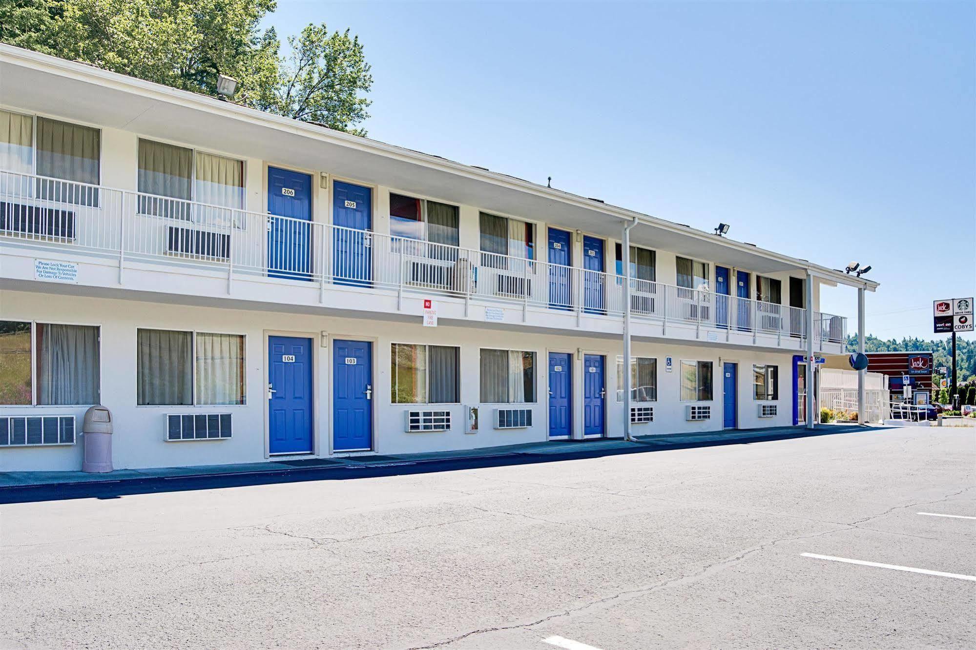 Motel 6-Kelso, Wa - Mt. St. Helens Экстерьер фото