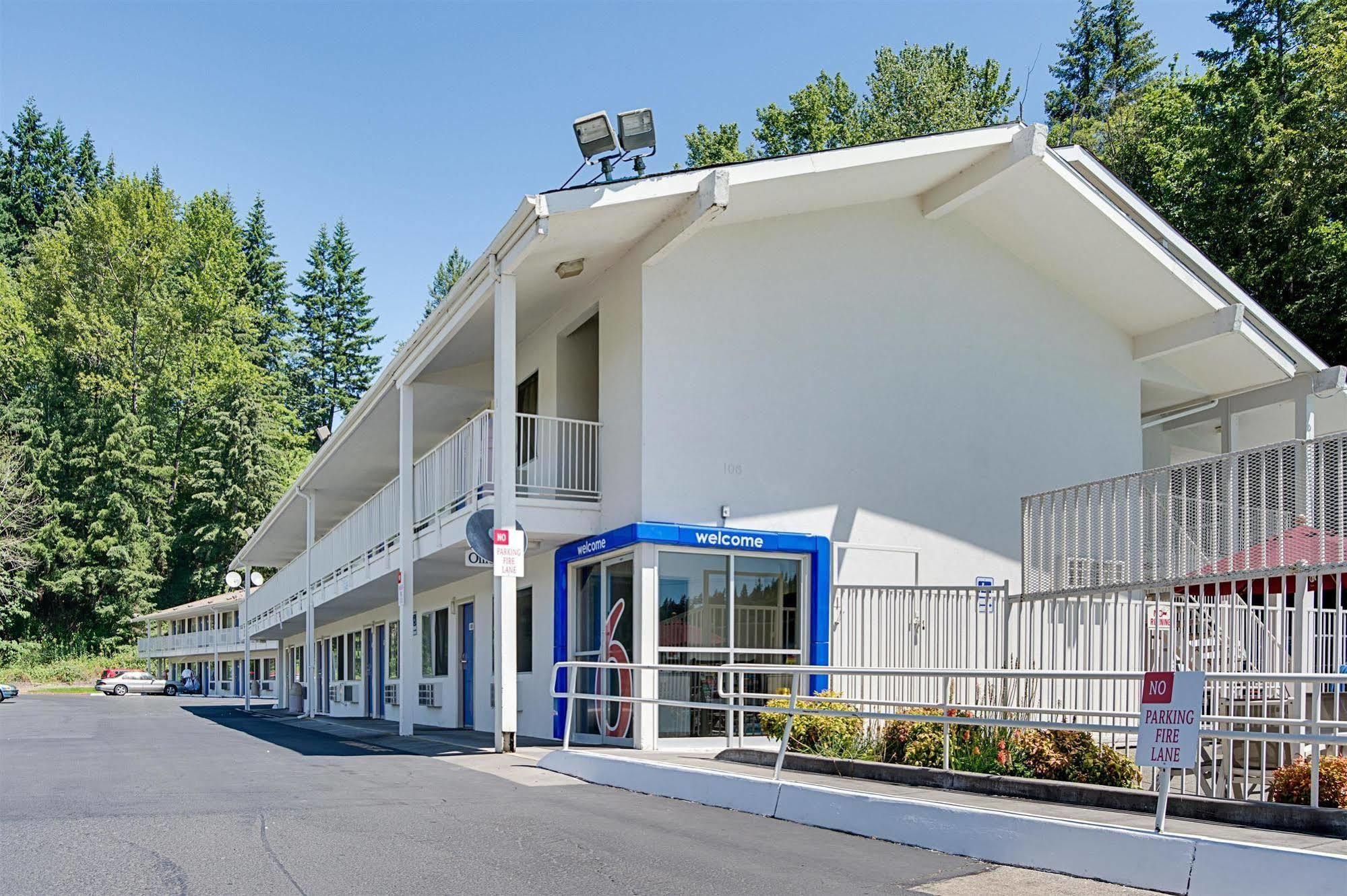 Motel 6-Kelso, Wa - Mt. St. Helens Экстерьер фото