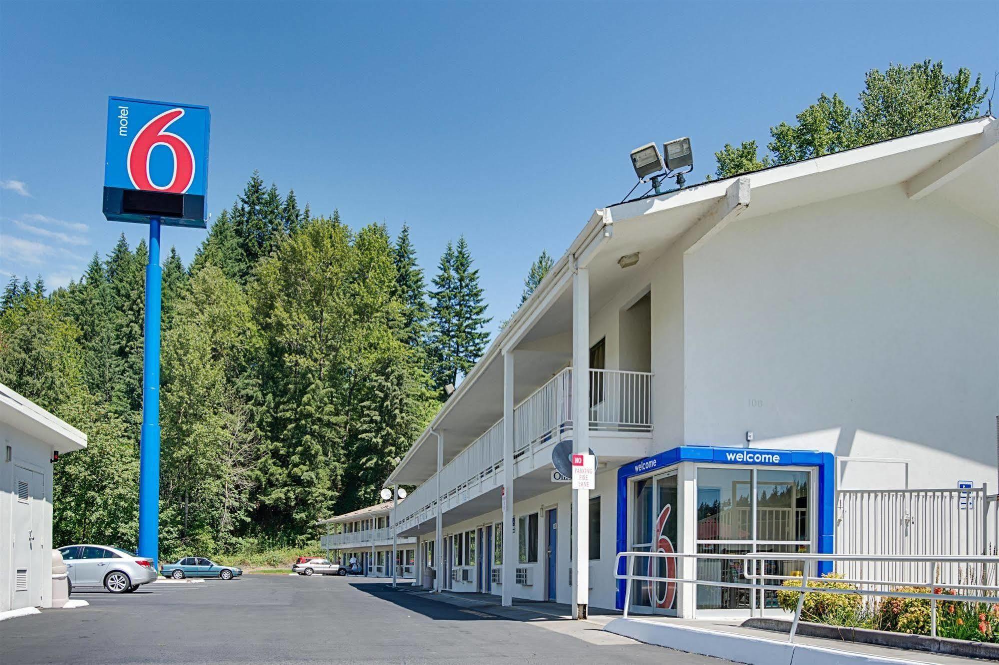 Motel 6-Kelso, Wa - Mt. St. Helens Экстерьер фото